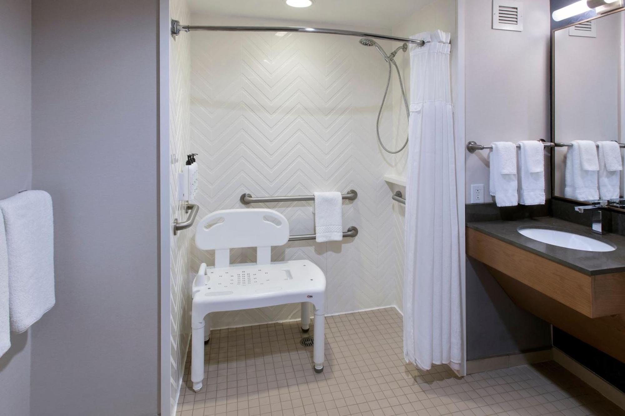 Fairfield By Marriott Rochester Henrietta/University Area מראה חיצוני תמונה