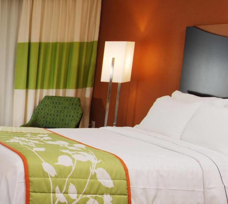 Fairfield By Marriott Rochester Henrietta/University Area מראה חיצוני תמונה